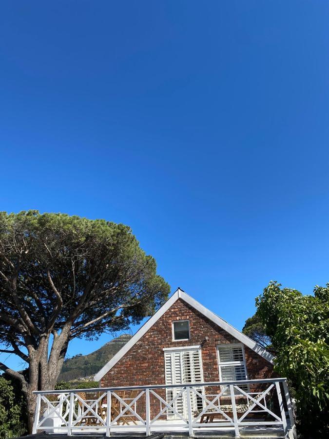 Cosy And Unique Family Retreat In Hout Bay Villa Кейптаун Екстериор снимка