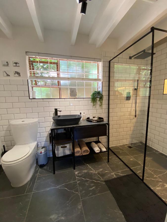 Cosy And Unique Family Retreat In Hout Bay Villa Кейптаун Екстериор снимка