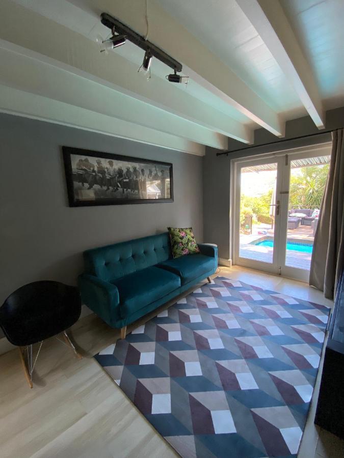 Cosy And Unique Family Retreat In Hout Bay Villa Кейптаун Екстериор снимка